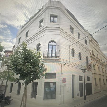 Apartamentos Montevideo 6 Sevilla Dış mekan fotoğraf