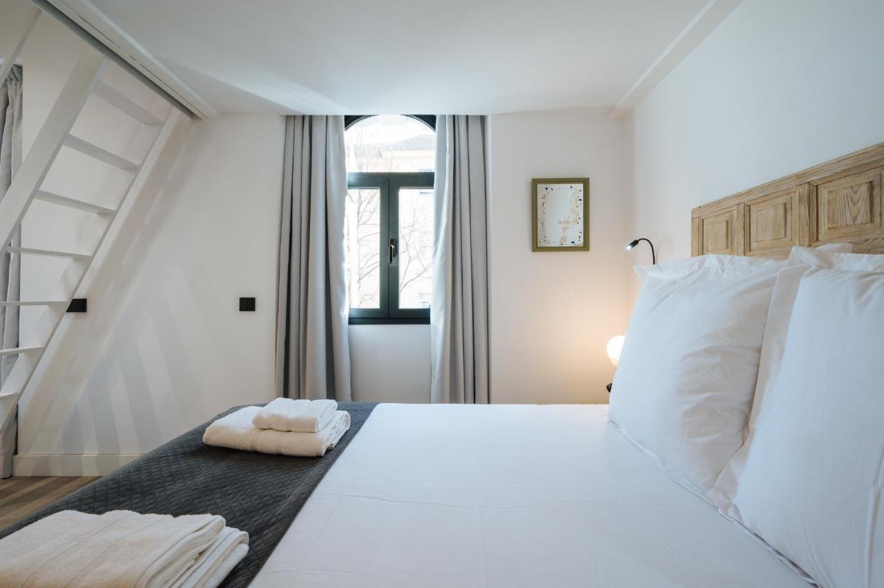Apartamentos Montevideo 6 Sevilla Dış mekan fotoğraf