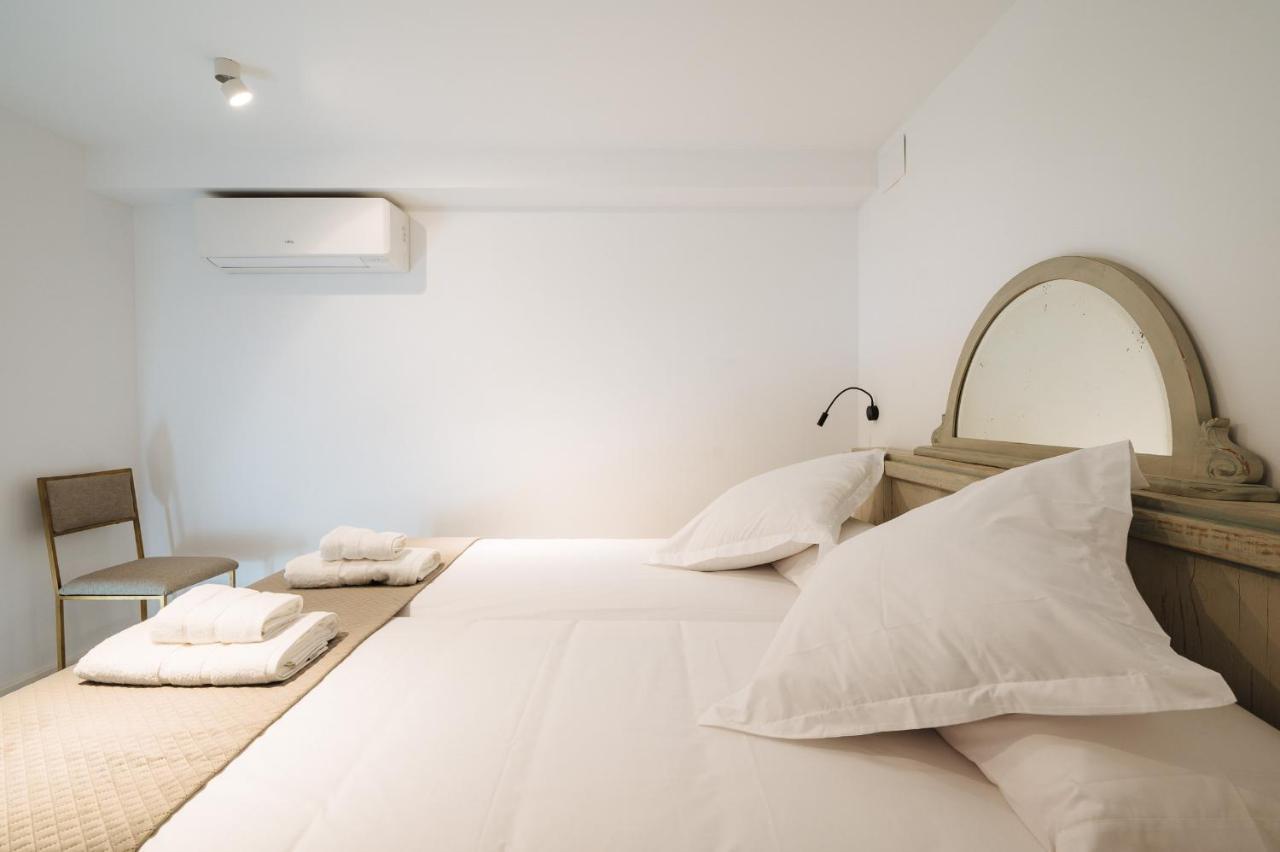 Apartamentos Montevideo 6 Sevilla Dış mekan fotoğraf