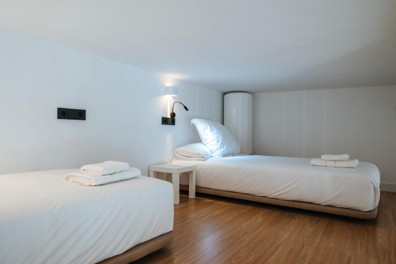 Apartamentos Montevideo 6 Sevilla Dış mekan fotoğraf