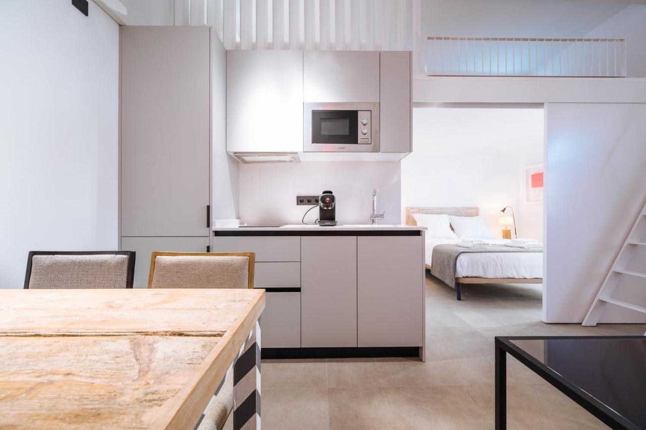 Apartamentos Montevideo 6 Sevilla Dış mekan fotoğraf