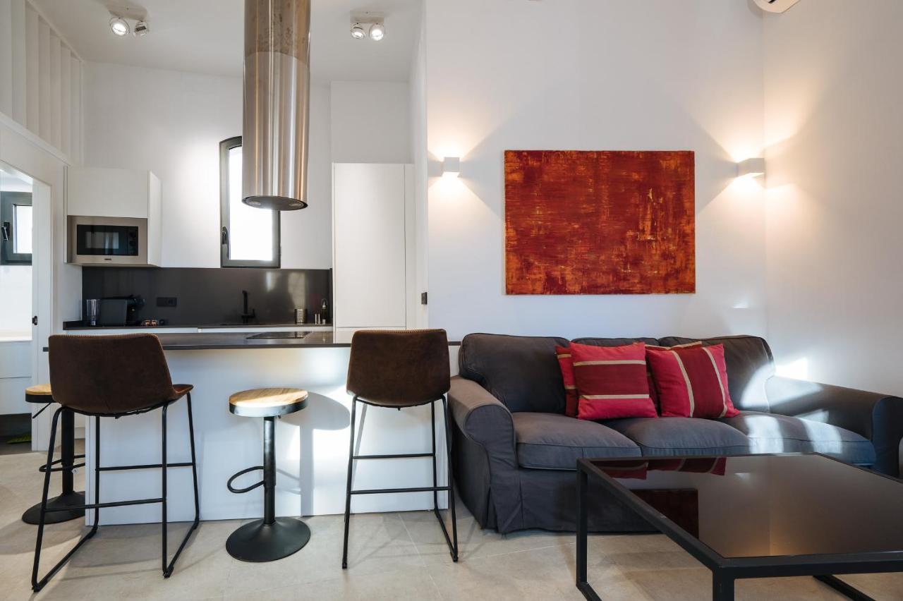 Apartamentos Montevideo 6 Sevilla Dış mekan fotoğraf