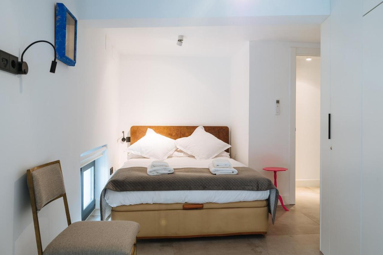 Apartamentos Montevideo 6 Sevilla Dış mekan fotoğraf