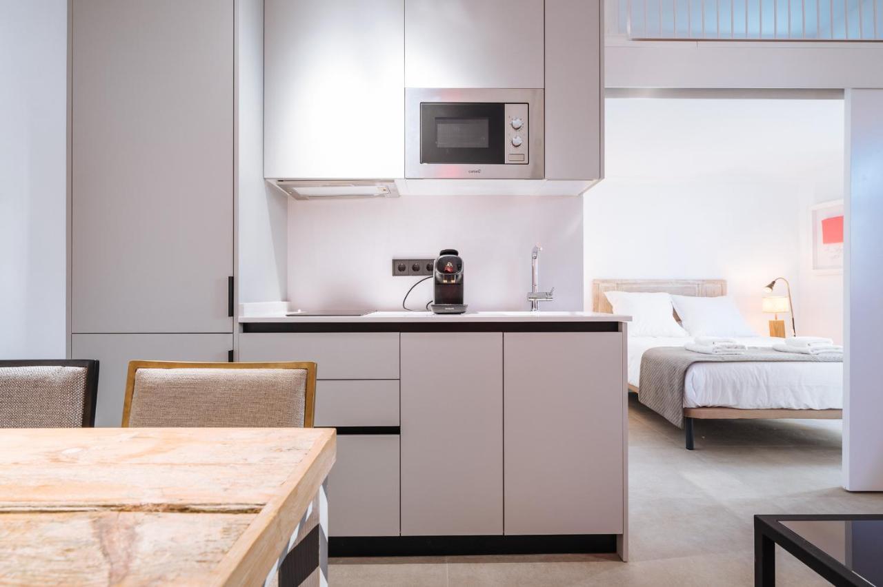 Apartamentos Montevideo 6 Sevilla Dış mekan fotoğraf