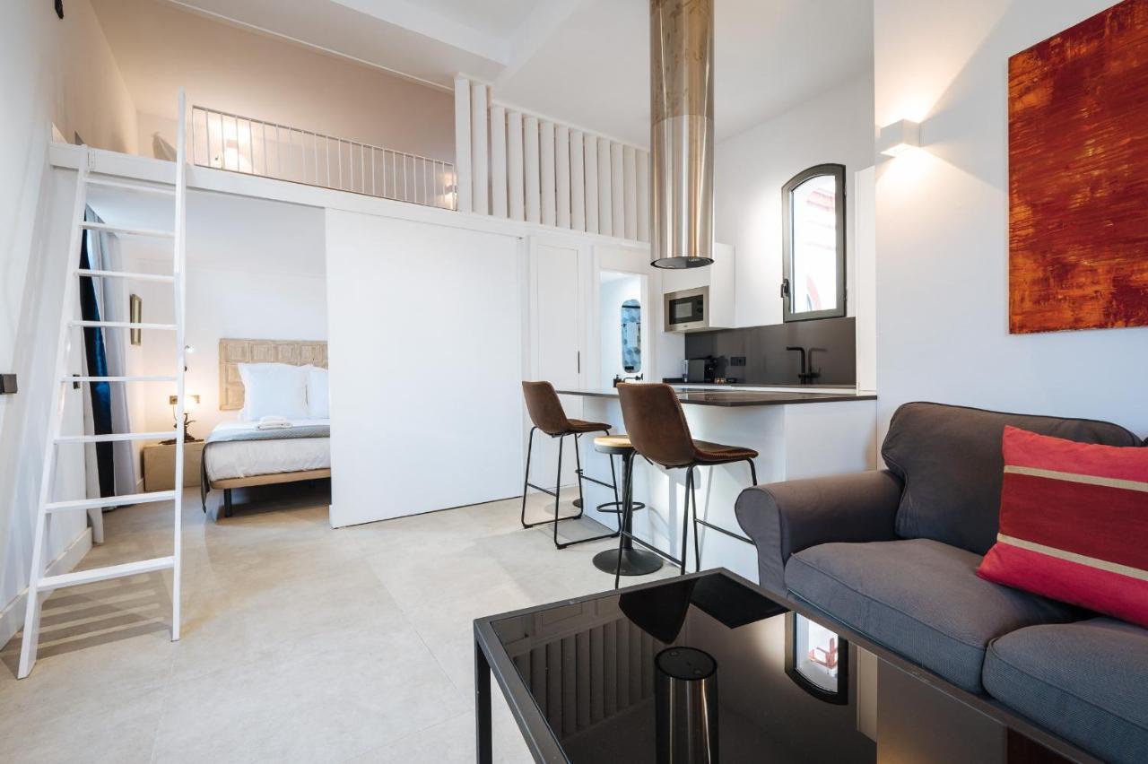 Apartamentos Montevideo 6 Sevilla Dış mekan fotoğraf