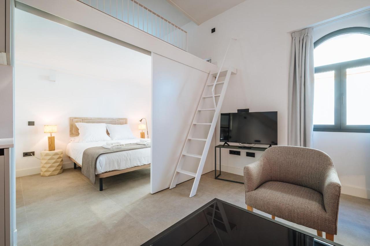 Apartamentos Montevideo 6 Sevilla Dış mekan fotoğraf